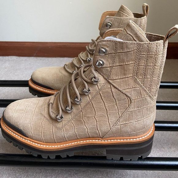 MARC FISHER WOmen Izzie 2 Leather Combat Hiking Boots - NEW NWOB - Picture 3 of 8